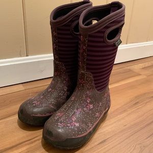 Bogs snow boots - girls size 1